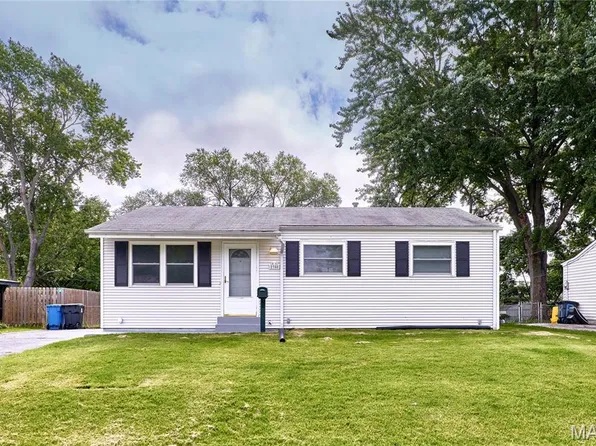 2350 Grants Pkwy, Florissant, MO 63031