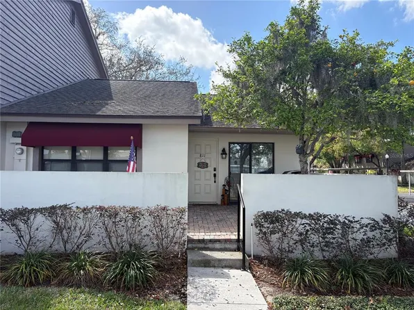 811 Oak Park Pl, Brandon, FL 33511