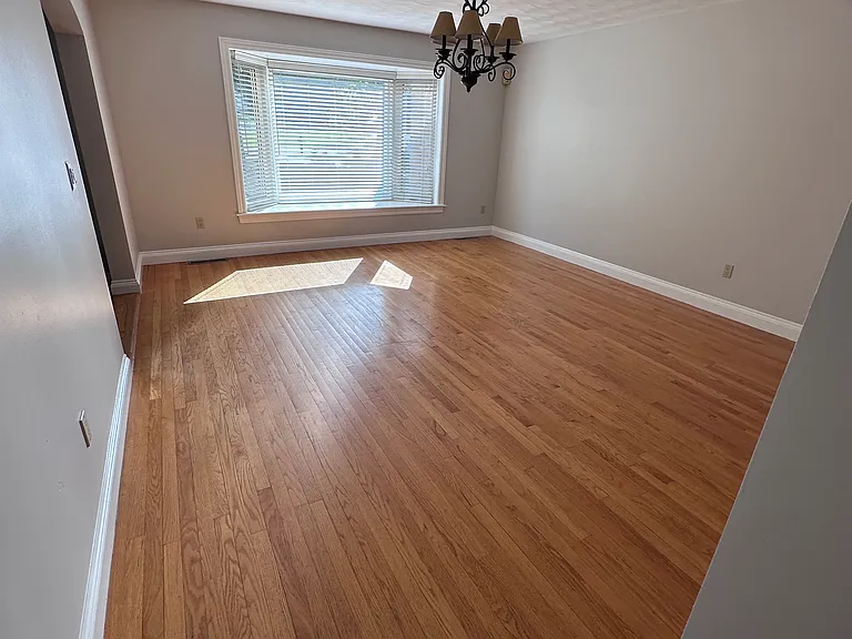 33 Indian Rock Rd — Photo 32