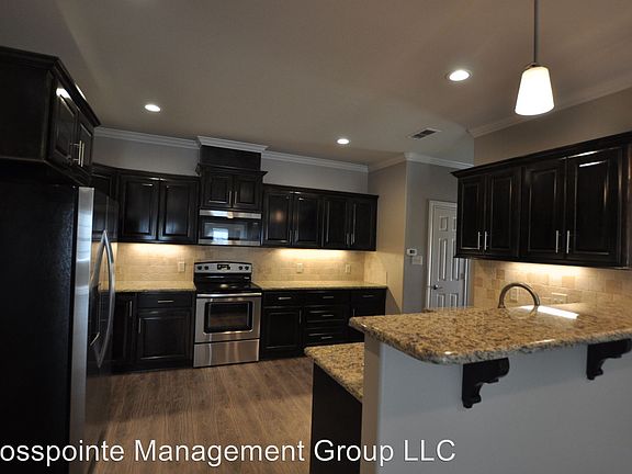 3rd image of 17905 Us Highway 69 S APT 201E