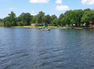 2457 Waiomao Rd, Honolulu, HI 96816