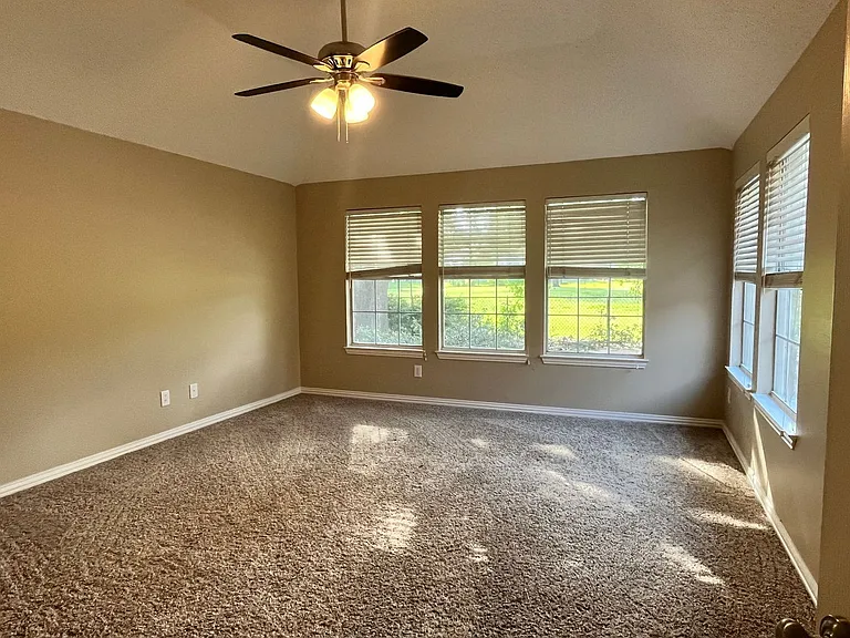 5605 Belle Chasse Ln — Photo 24