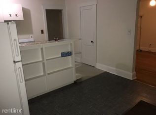 564 S Main St APT 3, Hightstown, NJ 08520