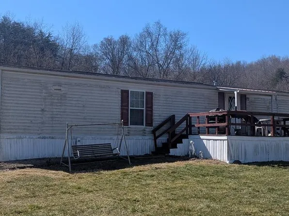 56 Kennard Ln, Lucasville, OH 45648