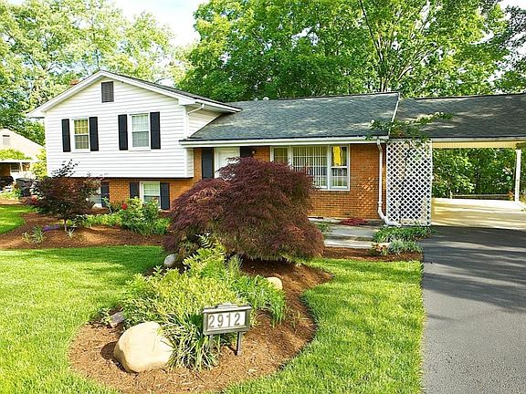2nd image of 2912 Jeffery Dr