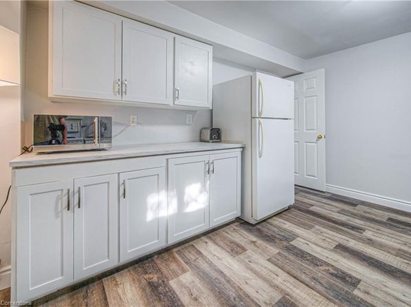 231 Main St, Cambridge, ON N1R 1X2