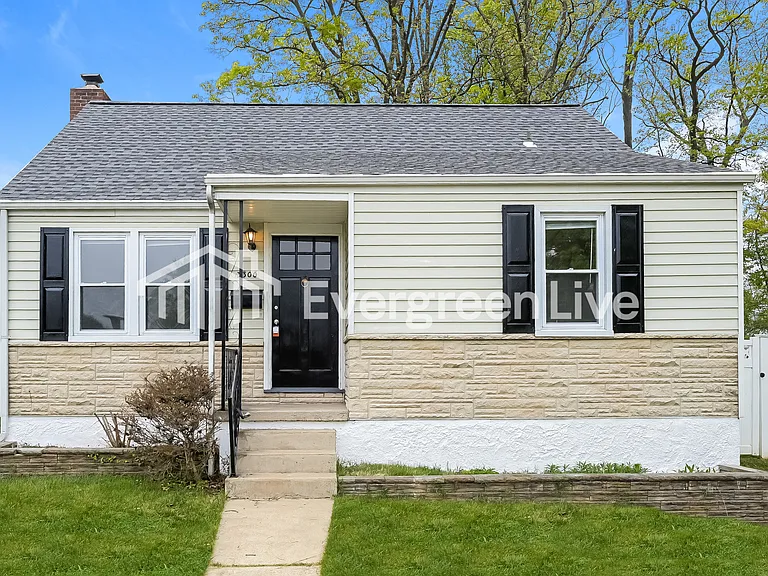 3300 Orlando Ave — Photo 2