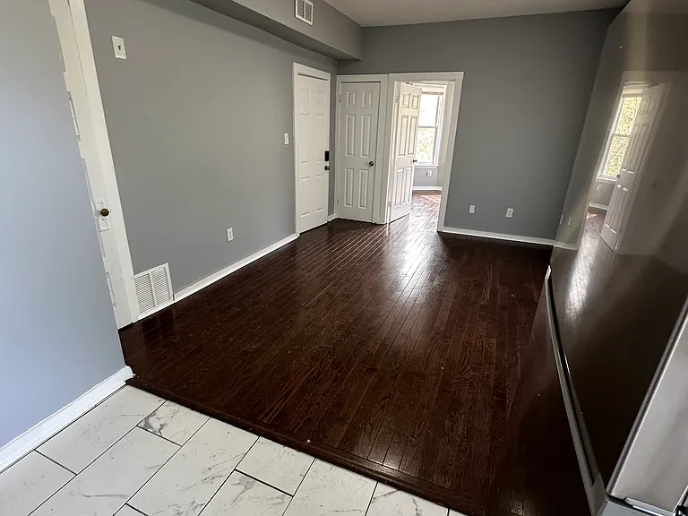 593 Winchester Ave #3L — Photo 3