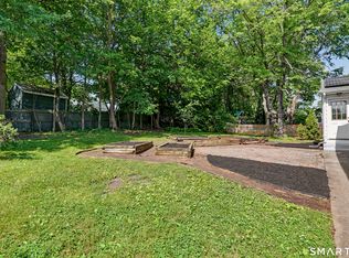 42 Carroll Road, Hamden, CT 06517