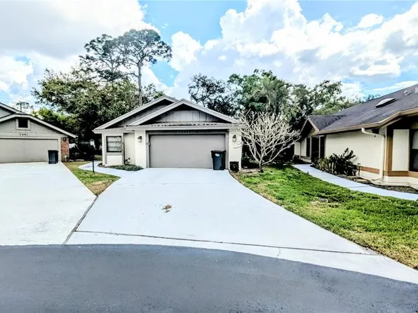 7805 Pine Trace Dr #18, Sarasota, FL 34243