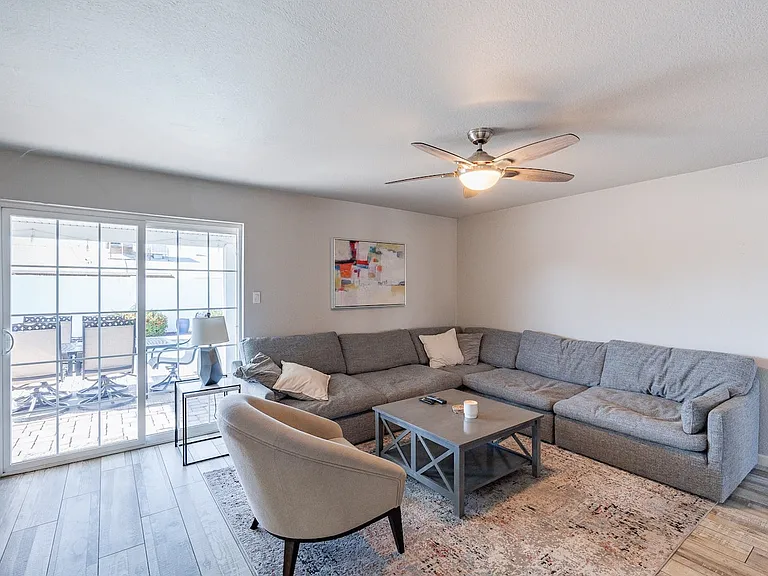 8708 E Vista Dr — Photo 11