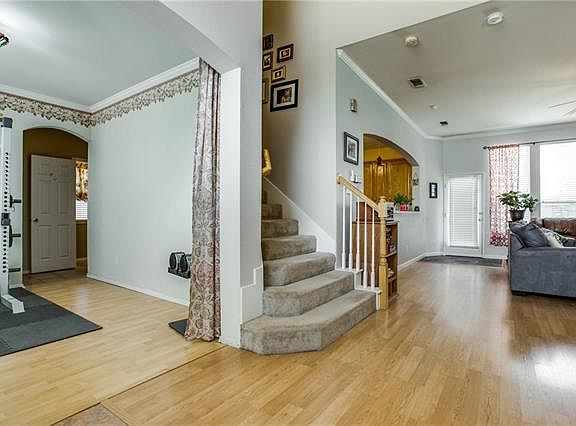 3rd image of 5132 Evergreen Dr