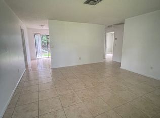 1637 Barbarie Ln #1637, West Palm Beach, FL 33417