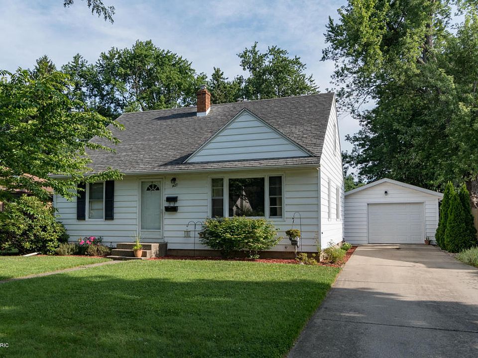 1st image of 1427 Vassar Dr