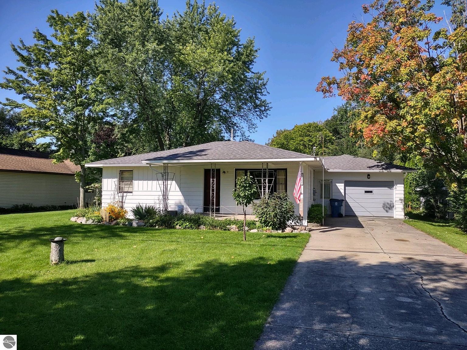 427 N Main St, Au Gres, MI 48703 Zillow