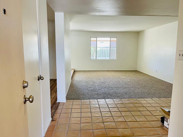 5141 E Blanche Dr — Photo 23