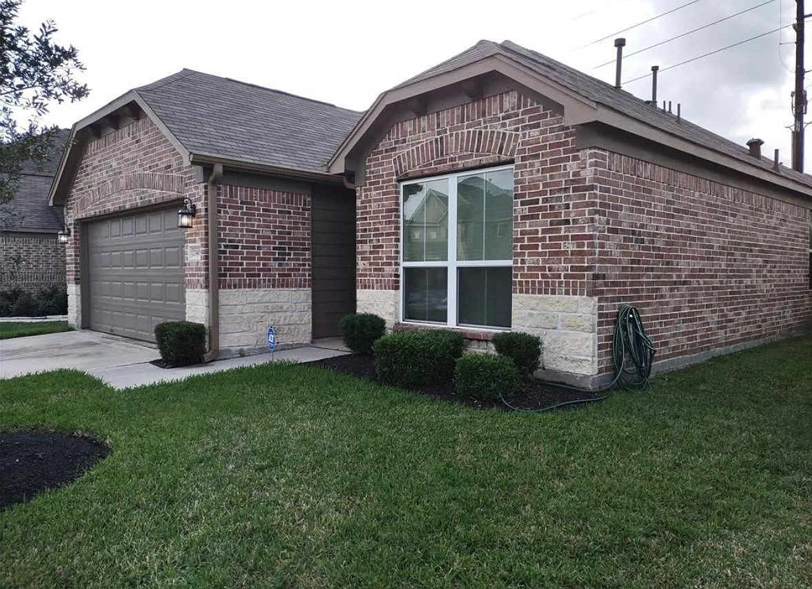 Building Photo - 23419 Azalea Hill Trl
