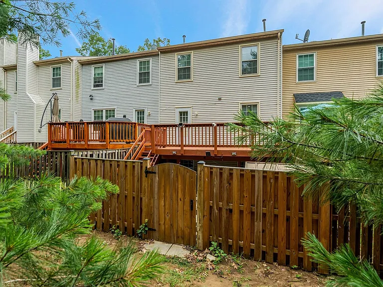 1848 Heather Glen Ct — Photo 48