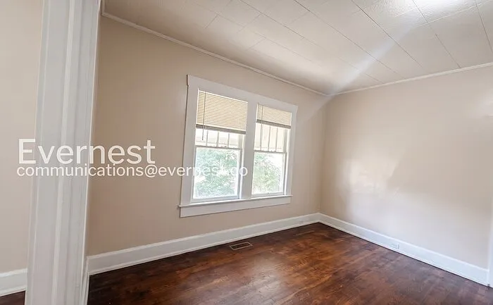 2304 22nd St SW — Photo 14