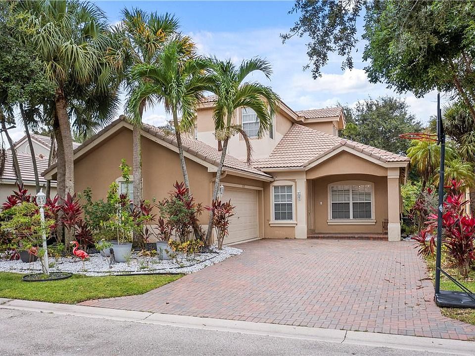 1st image of 6575 NW 113th Way