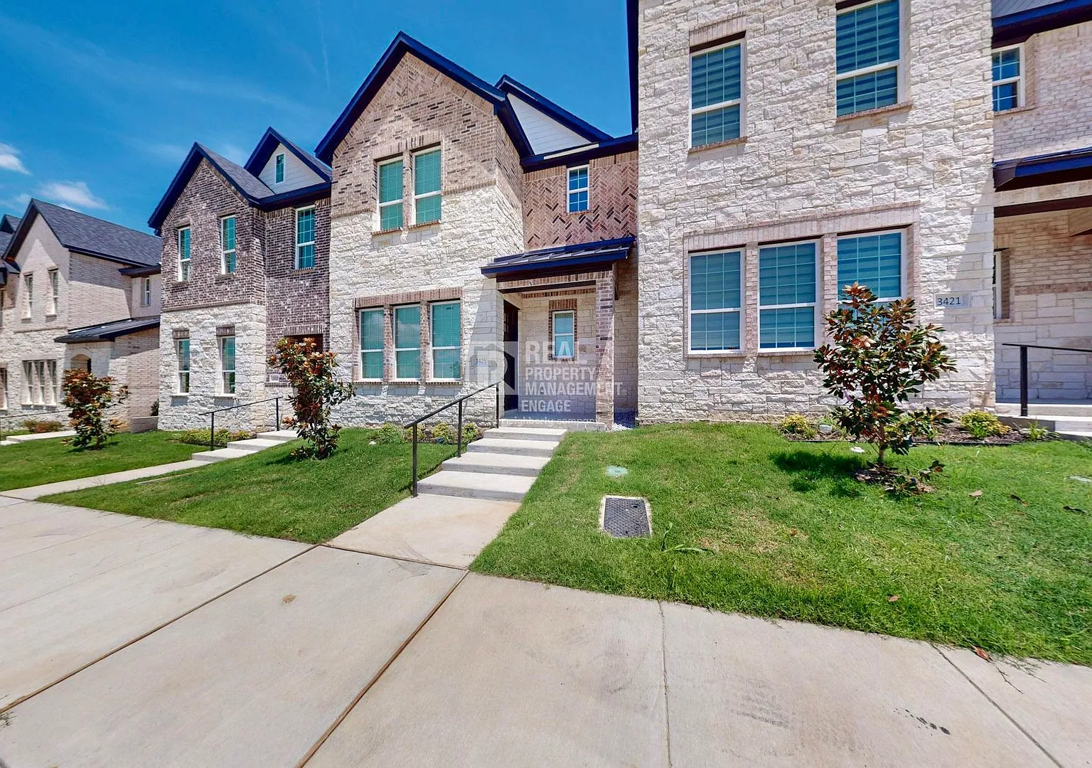 Modern and updated 3 bedroom Home for Rent in Irving! — Photo 2