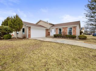 620 Old Forge Ln, University Park, IL 60484