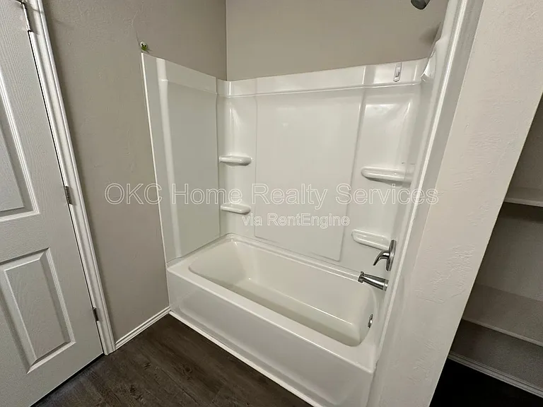 9913 Rattlesnake Ln — Photo 16