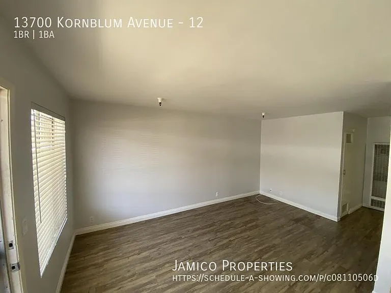 13700 Kornblum Ave #12 — Photo 4