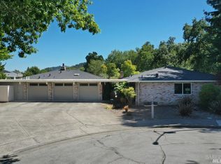 6390 Meadow Creek Ct, Santa Rosa, CA 95409
