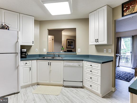 5th image of 1435 Falcon Nest Ct