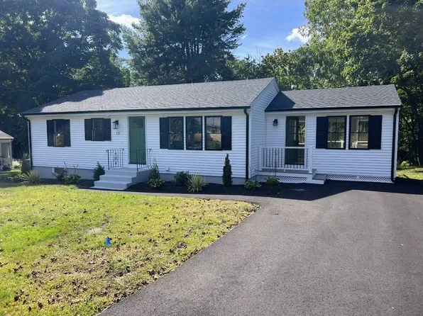 13 Delmar Rd, Medway, MA 02053