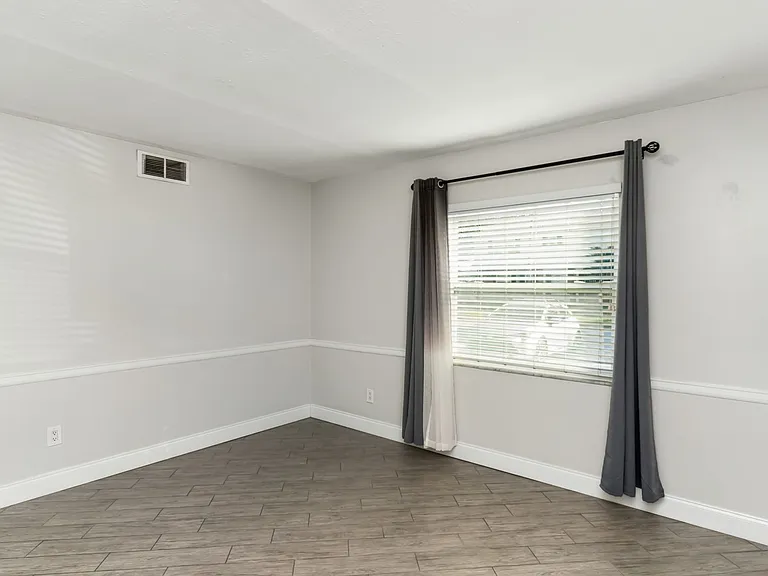 4609 W North B St #111 — Photo 21