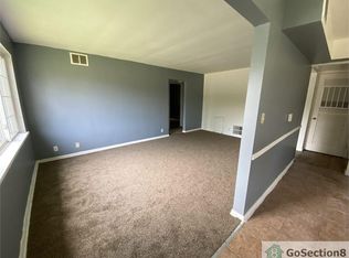 15955 Nelacrest Rd #202, Cleveland, OH 44112