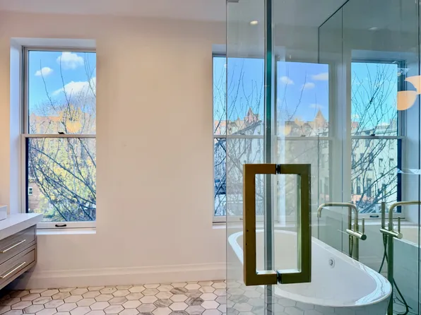 11a Arlington Place image 13 of 30