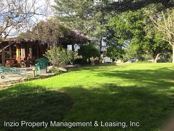 5th image of 1933 Park Dr