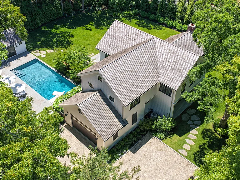 41 Montauk Ave — Photo 44