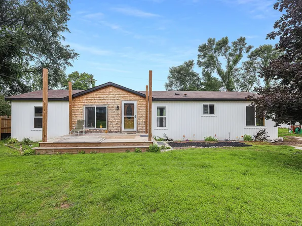 171 Ann St SE, Stanton, MI 48888