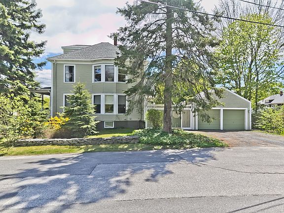 Side entrance on Cobbert Rd. (dead end) and garage