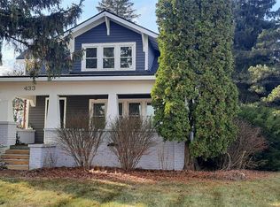 433 N Saginaw St, Holly, MI 48442