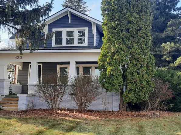 433 N Saginaw St, Holly, MI 48442