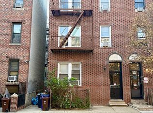 25-54 35th St #1F, Astoria, NY 11103