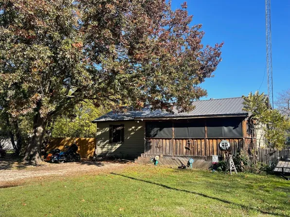 10183 Flower St, Wills Point, TX 75169