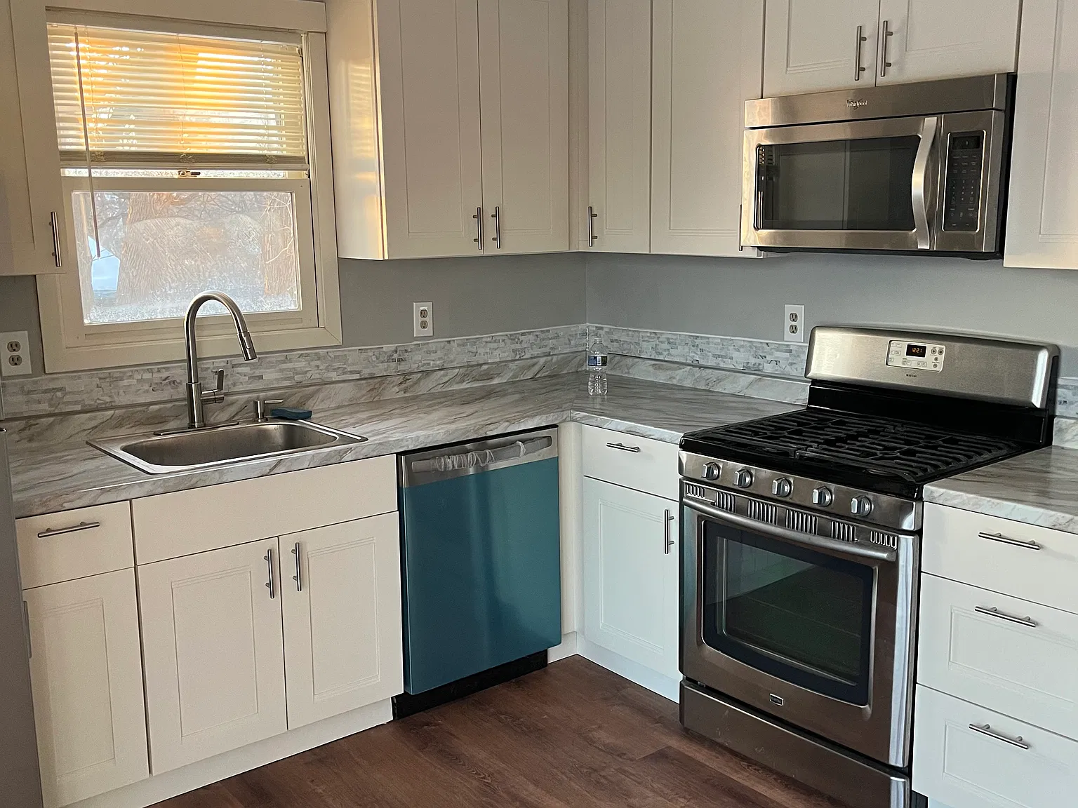 3 bed, 1500 sqft, $1,800 — Photo 1