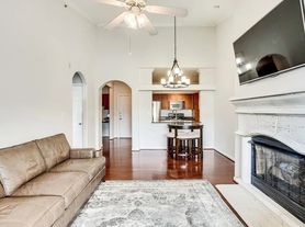 12925 Centre Park Cir