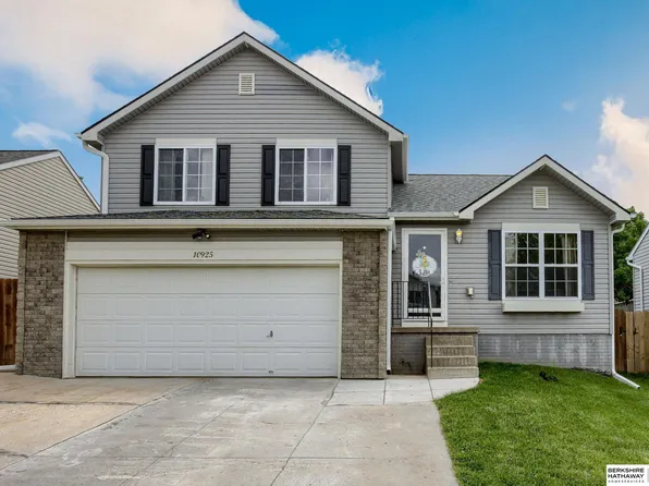 10925 Weber St, Omaha, NE 68142