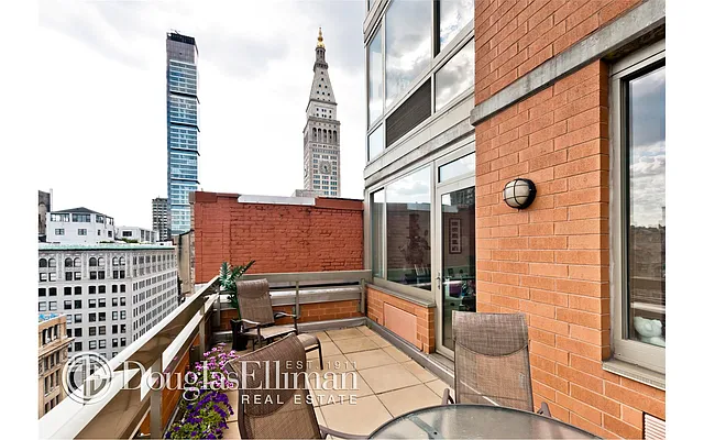 Rented by Douglas Elliman | media 22