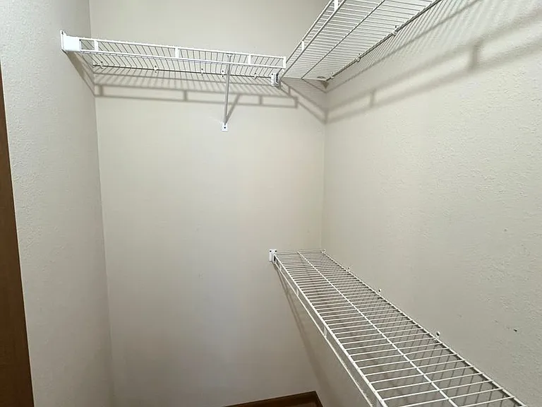 3115 W Raynell St — Photo 17