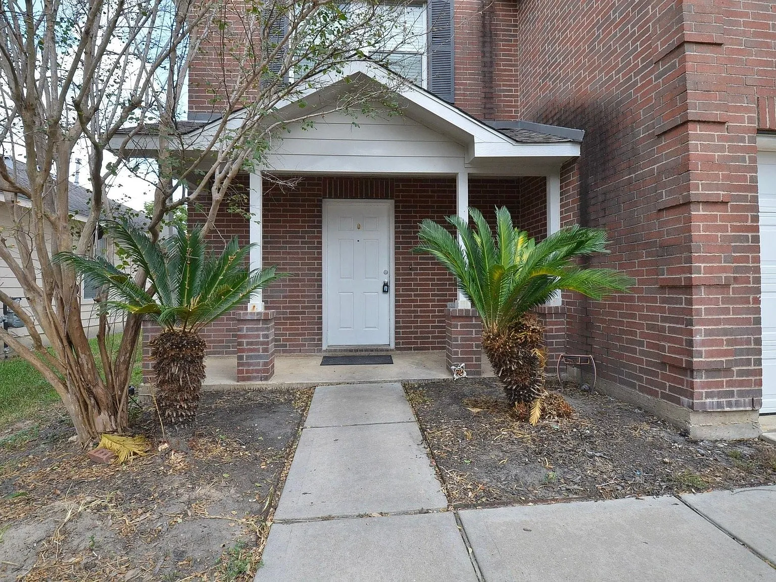 3 bed, 2.5 bath, 2940 sqft, $2,100 — Photo 4