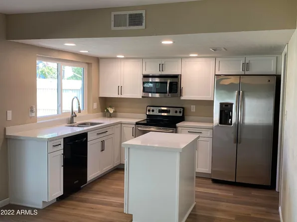 2046 S Emerson, Mesa, AZ 85210
