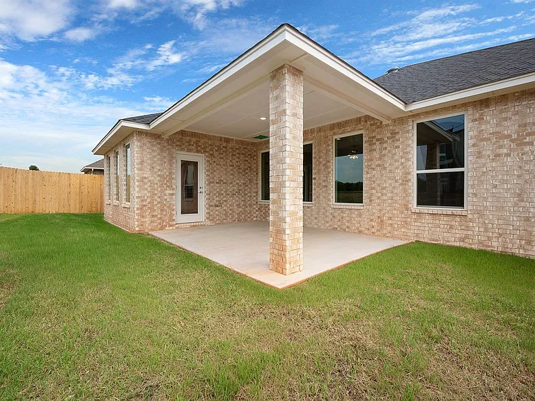 4909 Misty Wood Ln — Photo 51